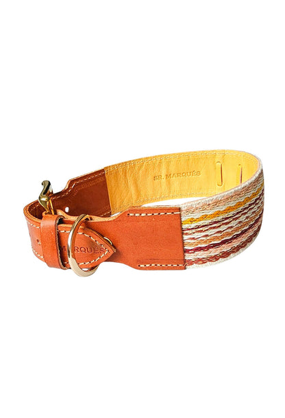 Collar de perro en cuero y tela en marron. Flechazo